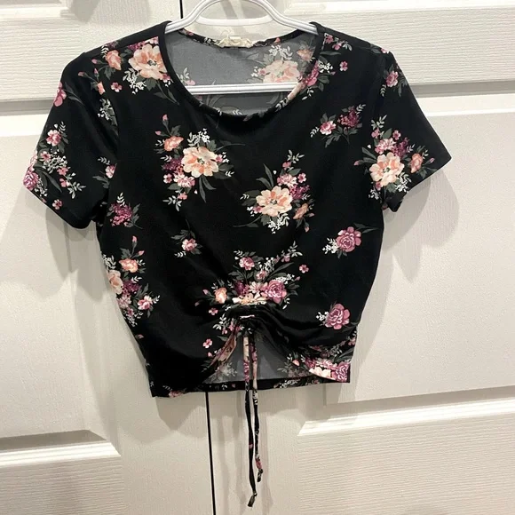 Flower top! - Picture 1 of 1